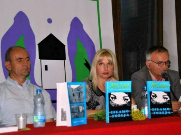 S lijeva na desno: mr Halil Markišić, Gordana Ganić i Braho Adrović