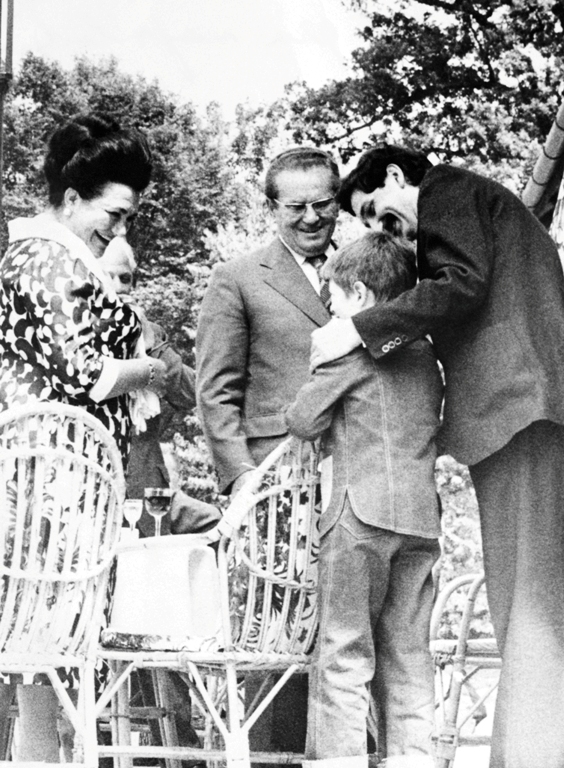 Jovanka, Tito, Vladimir i Pero Zubac, Vila Ravne 1977. godina